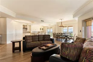 451 Bayfront Pl, Naples, FL 34102 - Photo 6