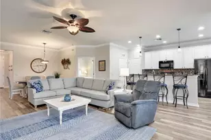 15100 Danios Dr, Bonita Springs, FL 34135 - Photo 4