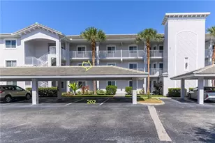 7835 Regal Heron Cir, Naples, FL 34104 - Photo 2