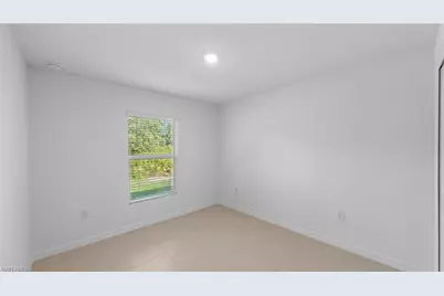 919 Sara Ave N, Lehigh Acres, FL 33971 - Photo 4
