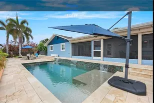 27098 Harbor Dr, Bonita Springs, FL 34135 - Photo 4