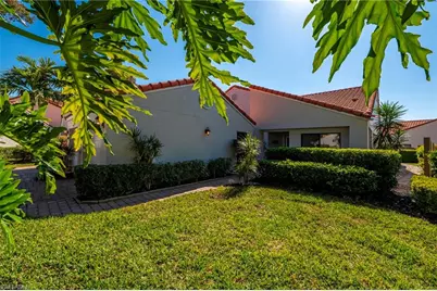 515 Beachwalk Cir, Naples, FL 34108 - Photo 24