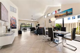 515 Beachwalk Cir, Naples, FL 34108 - Photo 2