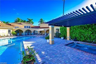 8635 River Homes Lane, Bonita Springs, FL 34135 - Photo 16