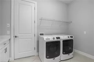 19728 Estero Pointe Ln, Fort Myers, FL 33908 - Photo 28