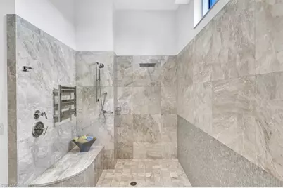 13675 Vanderbilt Dr #V10, Naples, FL 34110 - Photo 26