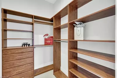 13675 Vanderbilt Dr #V10, Naples, FL 34110 - Photo 22