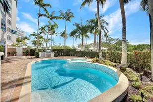 13675 Vanderbilt Dr, Naples, FL 34110 - Photo 4