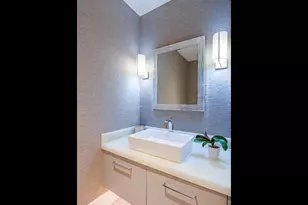 490 5th St S, Naples, FL 34102 - Photo 22