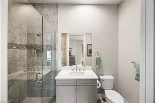 7825 Hawthorne Dr, Naples, FL 34113 - Photo 24