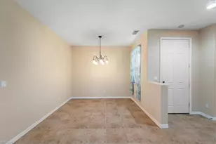 10662 Camarelle Cir, Fort Myers, FL 33913 - Photo 6