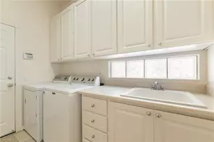 28329 Moray Dr, Bonita Springs, FL 34135 - Photo 16