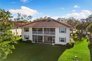 500 Robin Hood Cir, Naples, FL 34104 - Photo 32