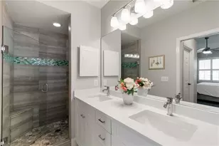 500 Robin Hood Cir, Naples, FL 34104 - Photo 20