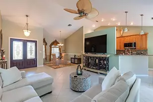 6827 Darby Ct, Naples, FL 34104 - Photo 4