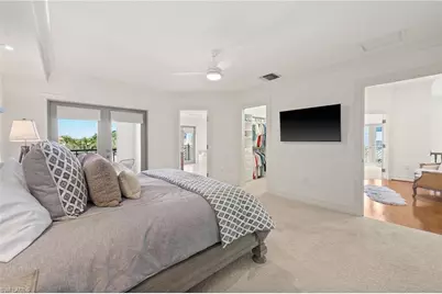 380 10th St S #202, Naples, FL 34102 - Photo 28