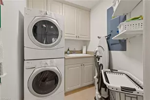 380 10th St S, Naples, FL 34102 - Photo 36