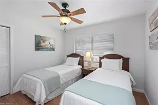 955 Iris Ct, Marco Island, FL 34145 - Photo 12