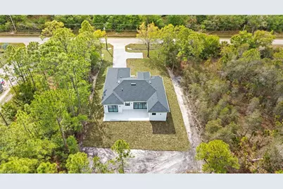 3335 66th Ave NE, Naples, FL 34120 - Photo 10