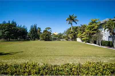 27257 Barbarosa St, Bonita Springs, FL 34135 - Photo 6