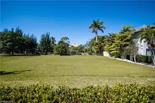 27257 Barbarosa St, Bonita Springs, FL 34135 - Photo 6