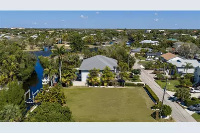 27257 Barbarosa St, Bonita Springs, FL 34135 - Photo 16