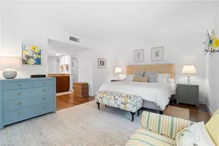 515 Bay Villas Ln, Naples, FL 34108 - Photo 14