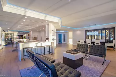 9235 Gulf Shore Dr #TL2, Naples, FL 34108 - Photo 4