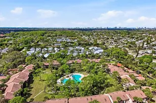 3219 Horse Carriage Way, Naples, FL 34105 - Photo 34