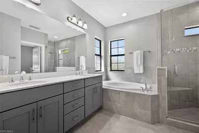 1142 Antaras Ct N, Naples, FL 34113 - Photo 22