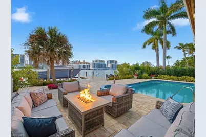 390 Oak Ave, Naples, FL 34108 - Photo 42