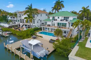 390 Oak Ave, Naples, FL 34108 - Photo 32