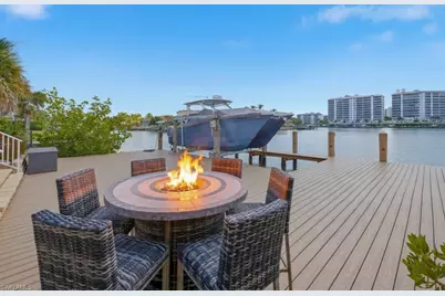 390 Oak Ave, Naples, FL 34108 - Photo 50