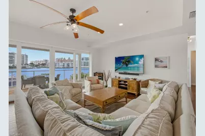 390 Oak Ave, Naples, FL 34108 - Photo 22