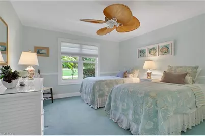 318 Burning Tree Dr, Naples, FL 34105 - Photo 18