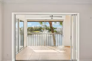 828 Gulf Pavilion Dr, Naples, FL 34108 - Photo 26