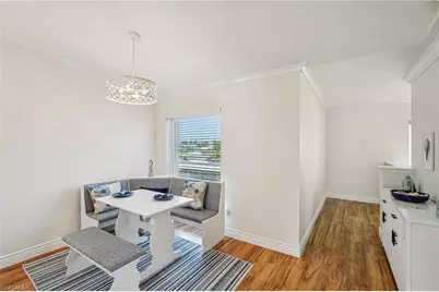 828 Gulf Pavilion Dr #201, Naples, FL 34108 - Photo 14