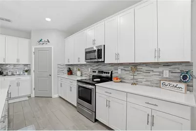 1384 Birdie Dr, Naples, FL 34120 - Photo 6