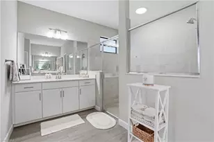 1384 Birdie Dr, Naples, FL 34120 - Photo 16