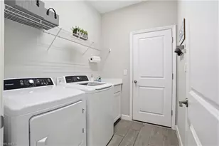 1384 Birdie Dr, Naples, FL 34120 - Photo 30