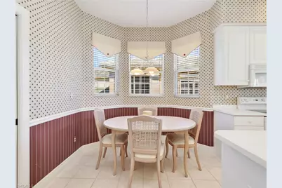 693 Vintage Reserve Cir #16C, Naples, FL 34119 - Photo 10