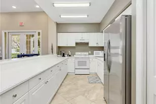 693 Vintage Reserve Cir, Naples, FL 34119 - Photo 40