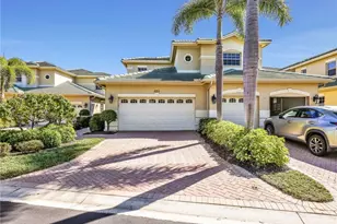 693 Vintage Reserve Cir, Naples, FL 34119 - Photo 1