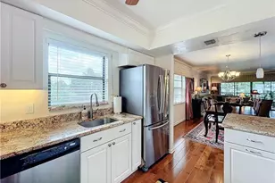 1065 8th St S, Naples, FL 34102 - Photo 16