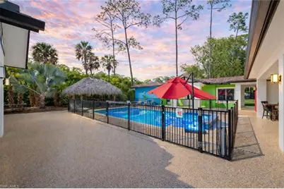 2401 Coach House Ln, Naples, FL 34105 - Photo 20