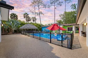 2401 Coach House Ln, Naples, FL 34105 - Photo 20