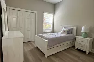711 Vistana Cir, Naples, FL 34119 - Photo 4