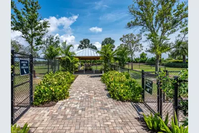 14591 Edgewater Cir, Naples, FL 34114 - Photo 30