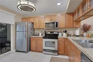 3510 Antarctic Cir, Naples, FL 34112 - Photo 6