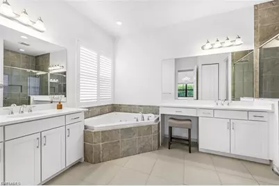 11502 Meadowrun Cir, Fort Myers, FL 33913 - Photo 16